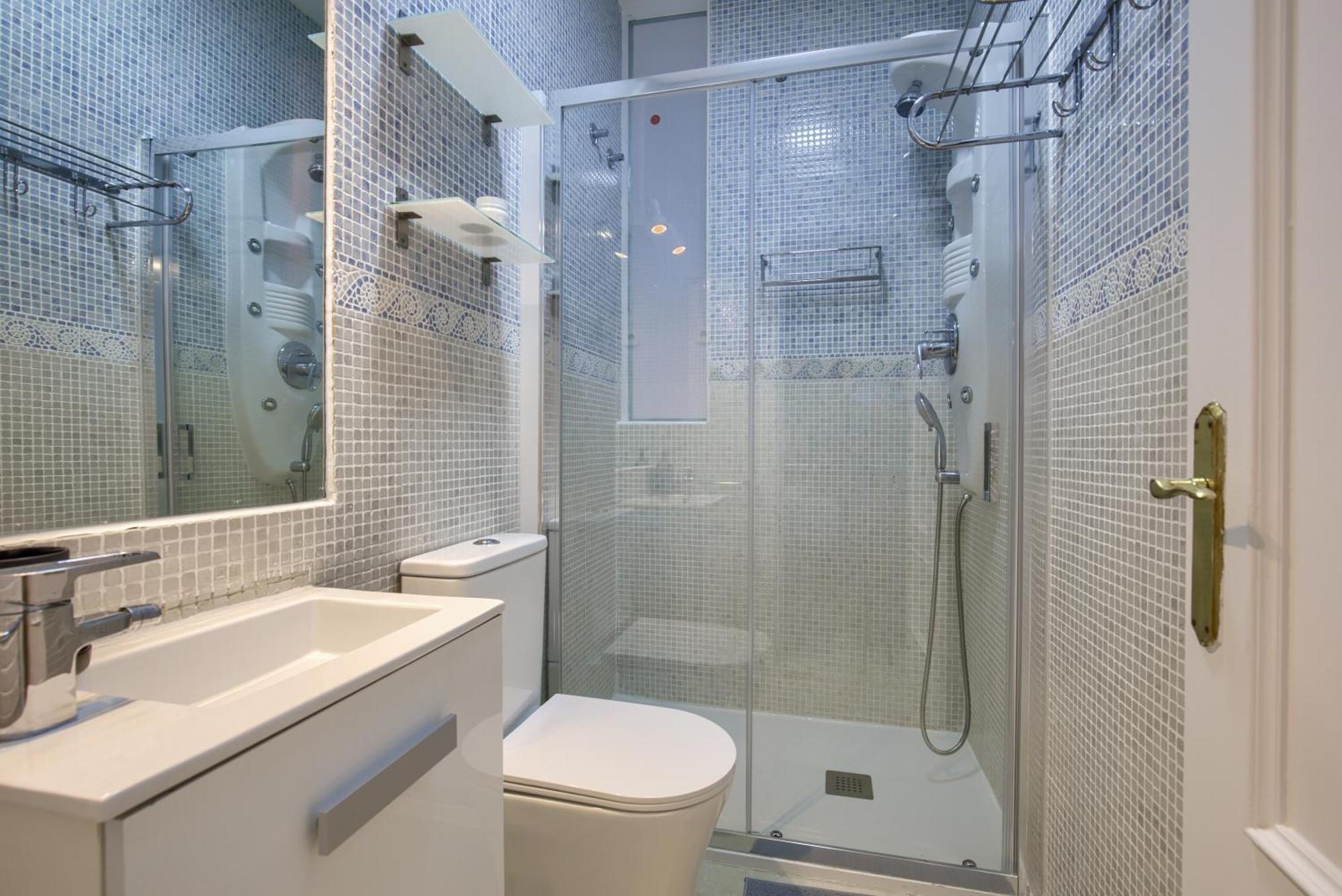 Great Apartment En Gran Via Madrid Exterior photo